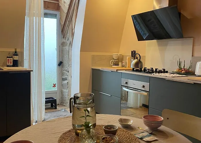 Ancienne Grange Typique Nichee Au Coeur Du Cantal Le Monteil (Cantal)