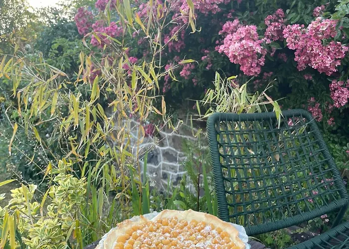 Ancienne Grange Typique Nichee Au Coeur Du Cantal Дом отдыха Le Monteil (Cantal)